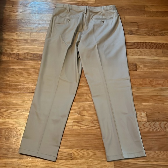 Lands end traditional fit Classic Tan Men's Pants size‎ 38 - Picture 8 of 10